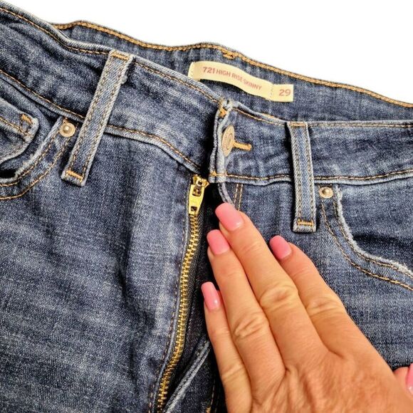 Levi's 721 High Rise Skinny Blue Distressed Denim Jeans - Picture 5 of 15